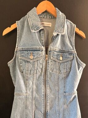 ZARA Denim Zip Front Dress Vest Size Medium Sleeveless Jean Dress